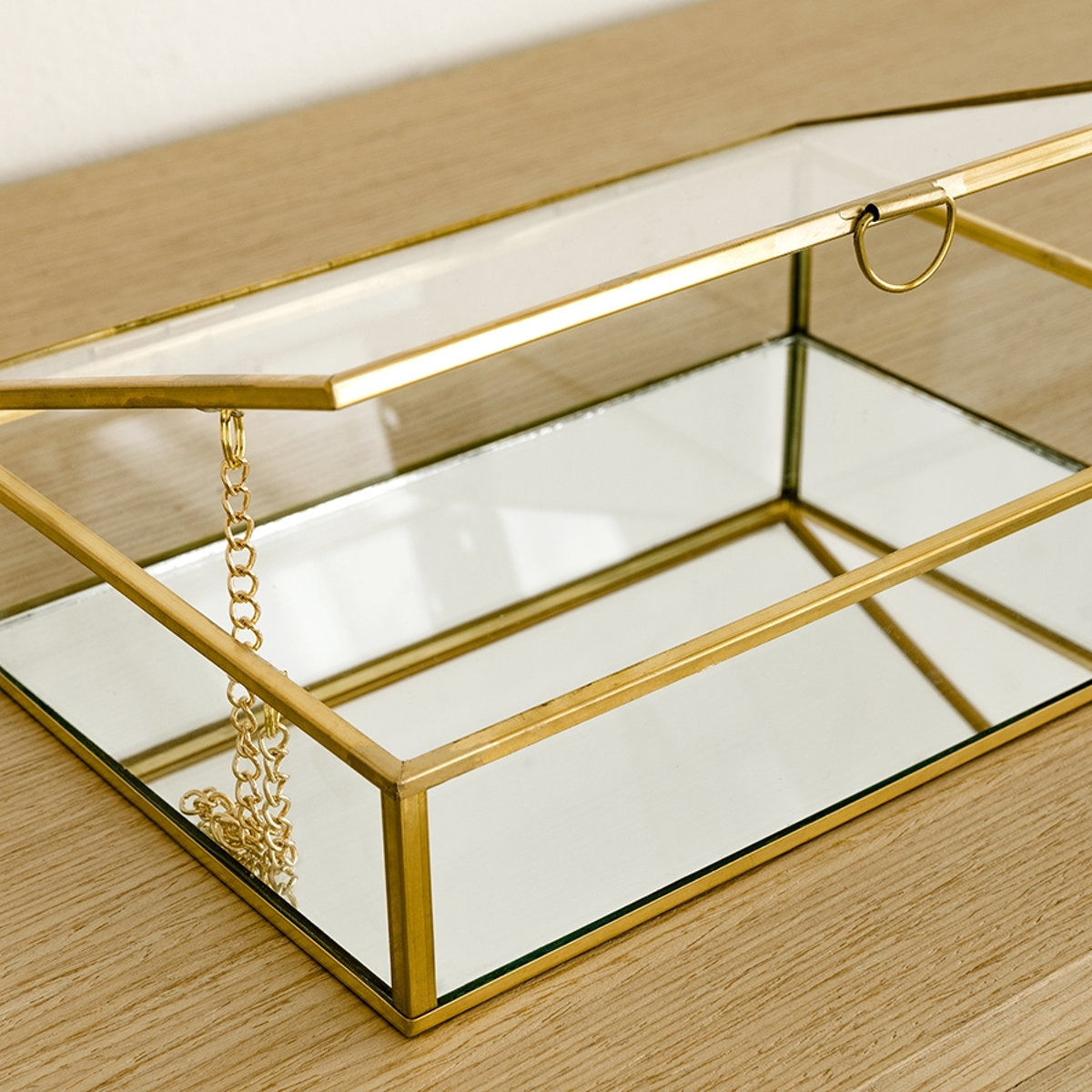 Caixa de vidro ouro