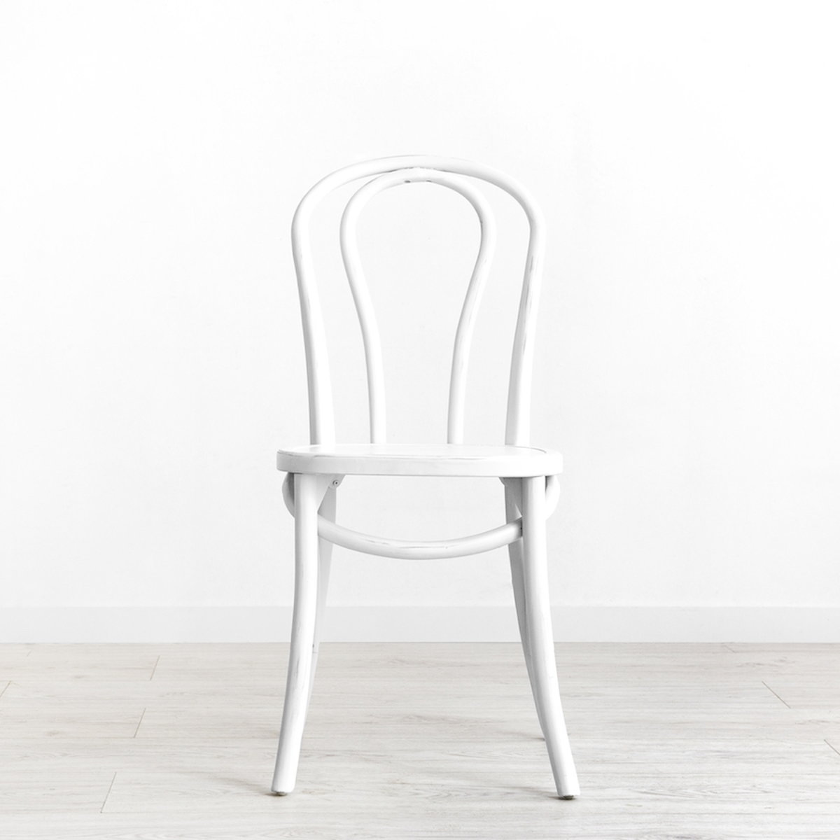 Adele silla blanca